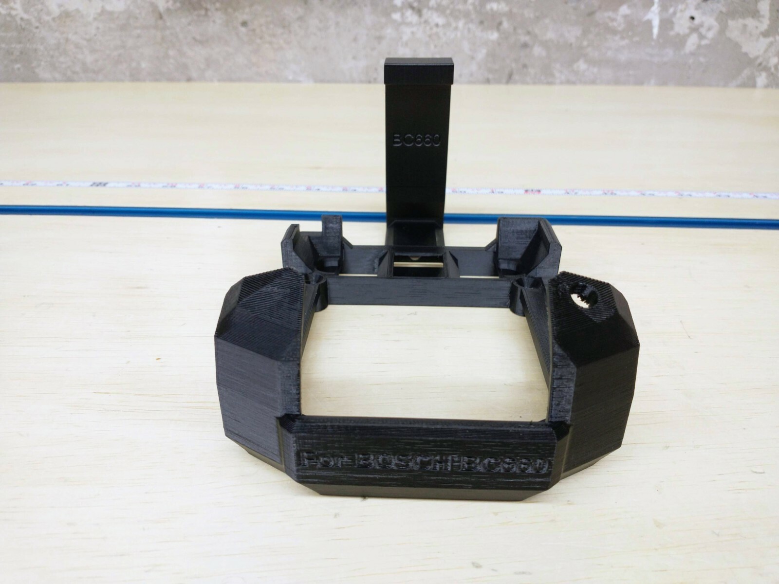 Wall Mount for Bosch BC660 Charger with Optional 18V Battery Mounts, Made in USA