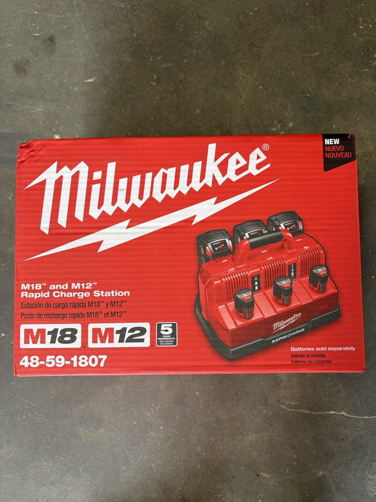 NEW! Milwaukee 48-59-1807 M18 & M12 Rapid Charge Station