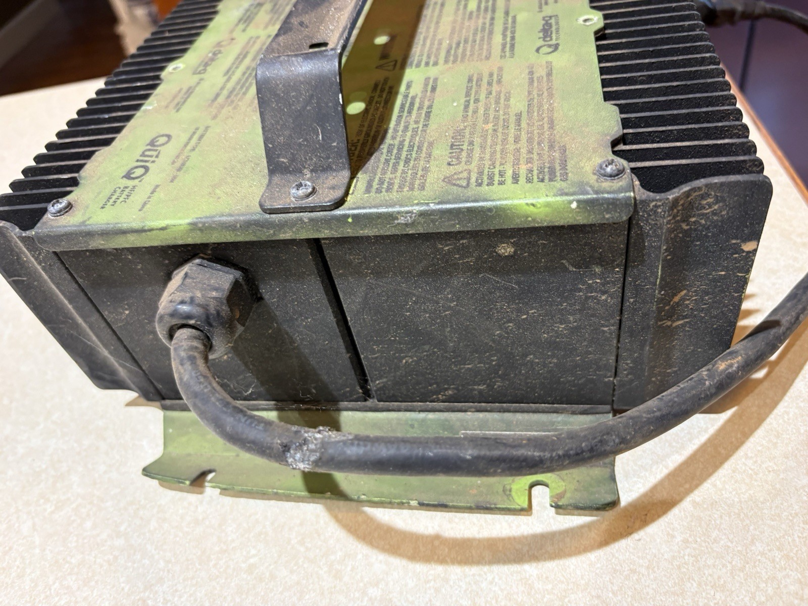 Delta-Q 48V 16A Lithium” Model Number: 913-4830-E3B Parts Only Read