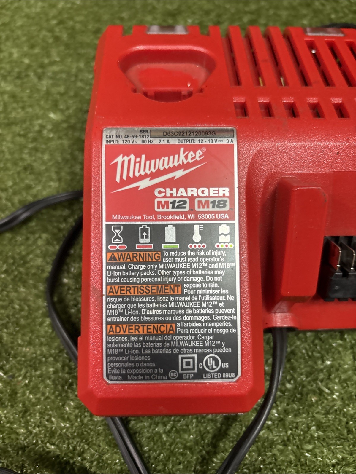 Milwaukee 48-59-1808 M12 and M18 Rapid Charger