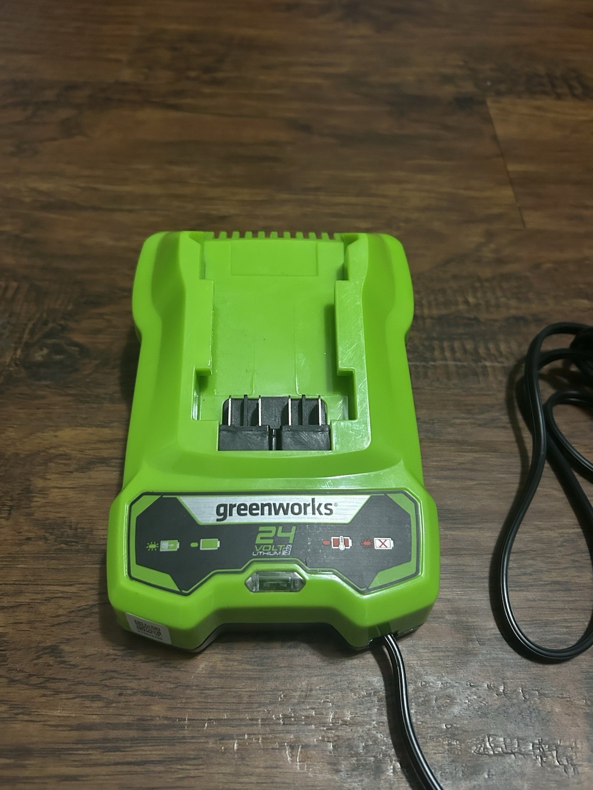 Greenworks 2903102 24V Lithium-Ion Battery Charger