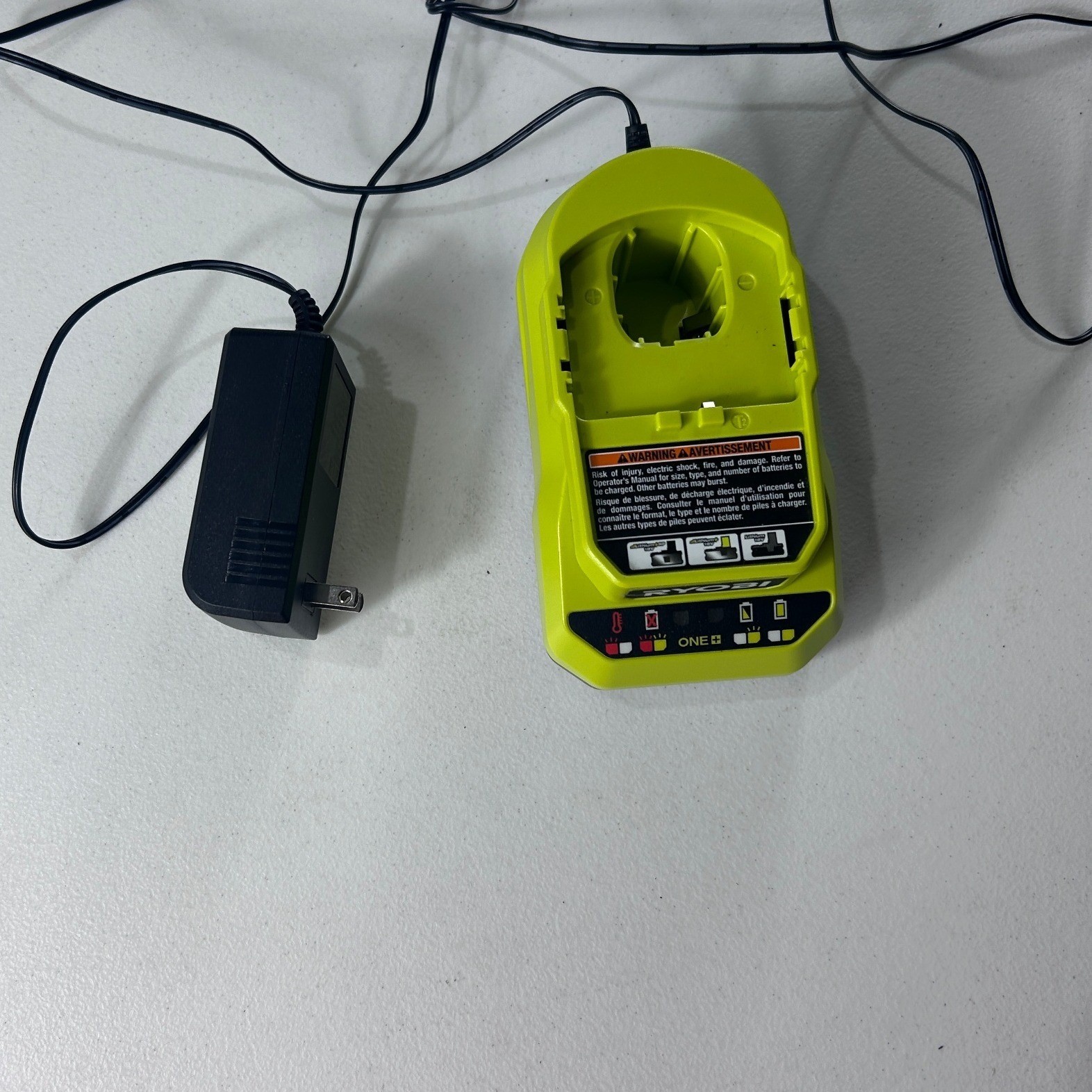 Ryobi PCG002 ONE+ 18V Lithium-Ion Battery Charger Hyper Green Class 2 BFP