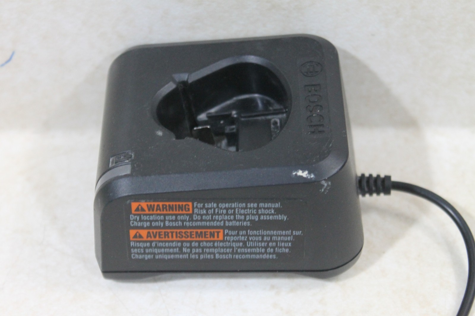 TESTED Genuine OEM Bosch 12V Volt Battery Charger GAL 12v-20