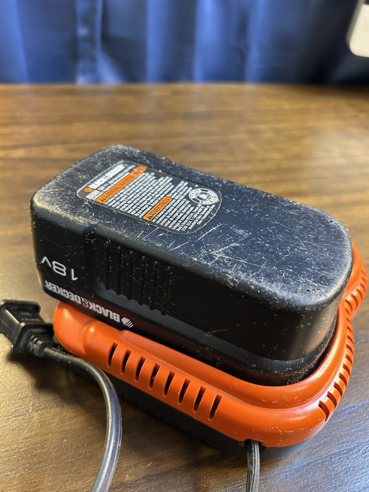 Black & Decker FSMVC Fire Storm 9.6-18V Ni-Cd CHARGER & 18V Battery OEM