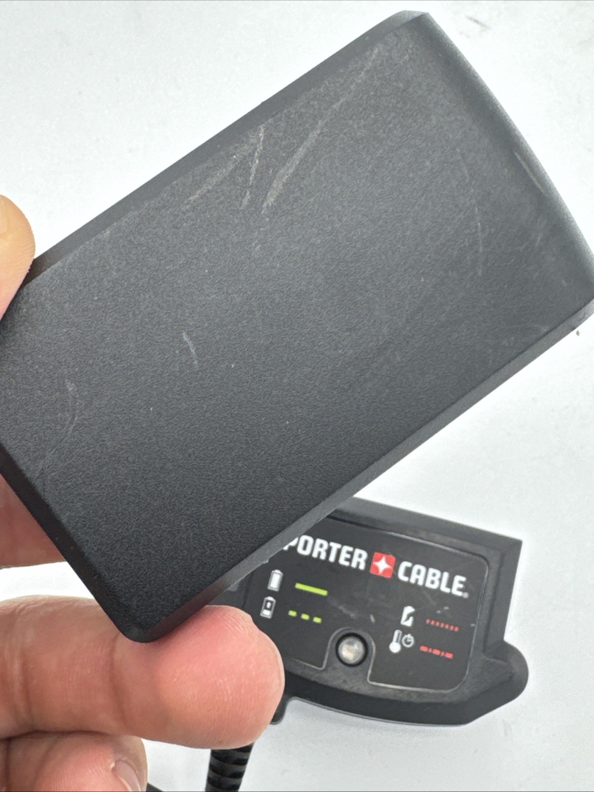 PORTER-CABLE PCC699L 20V Battery Charger – Black
