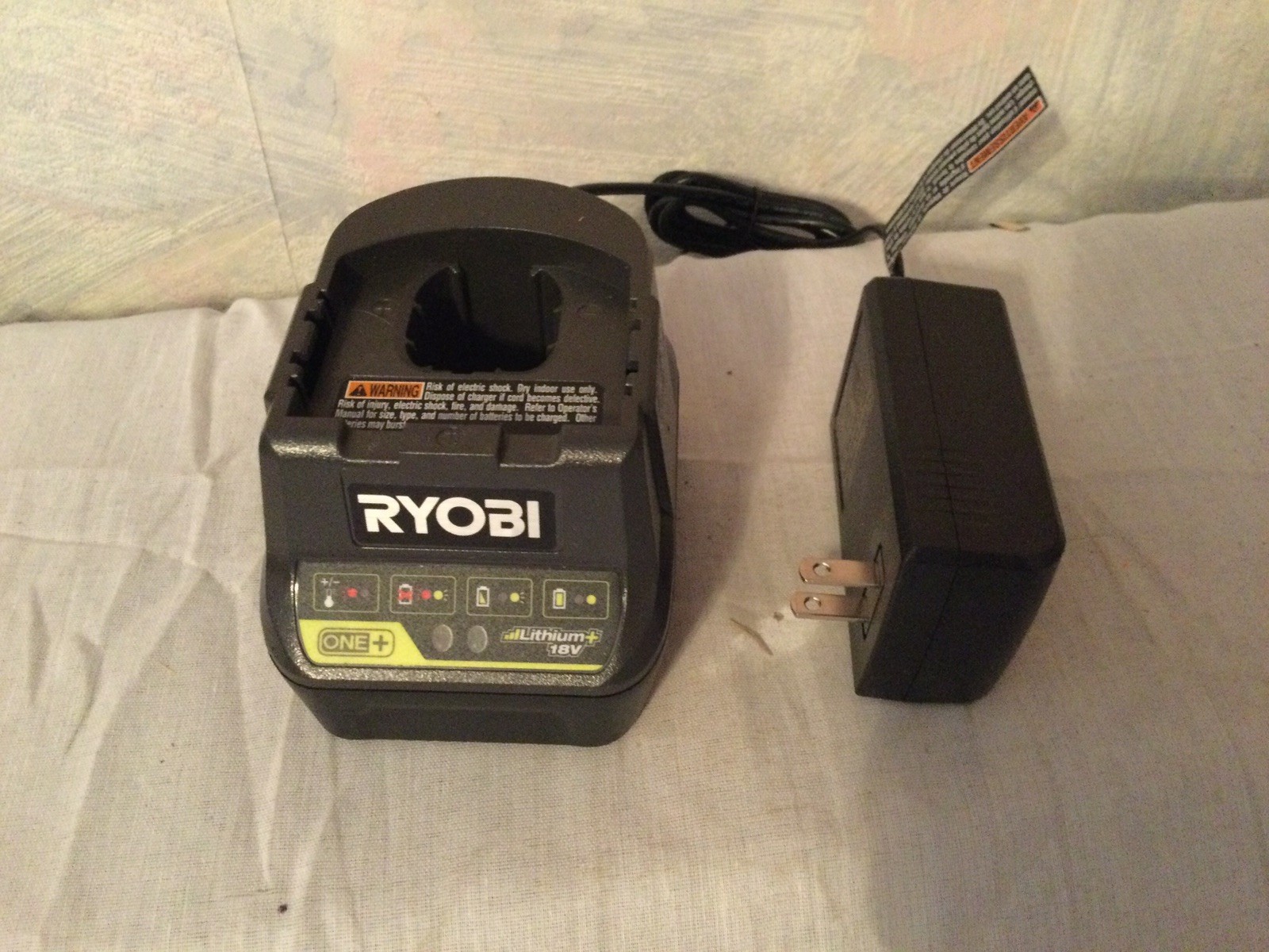 Ryobi P118B ONE+ 18V Battery Charger ORIGINAL WORKING 18volts