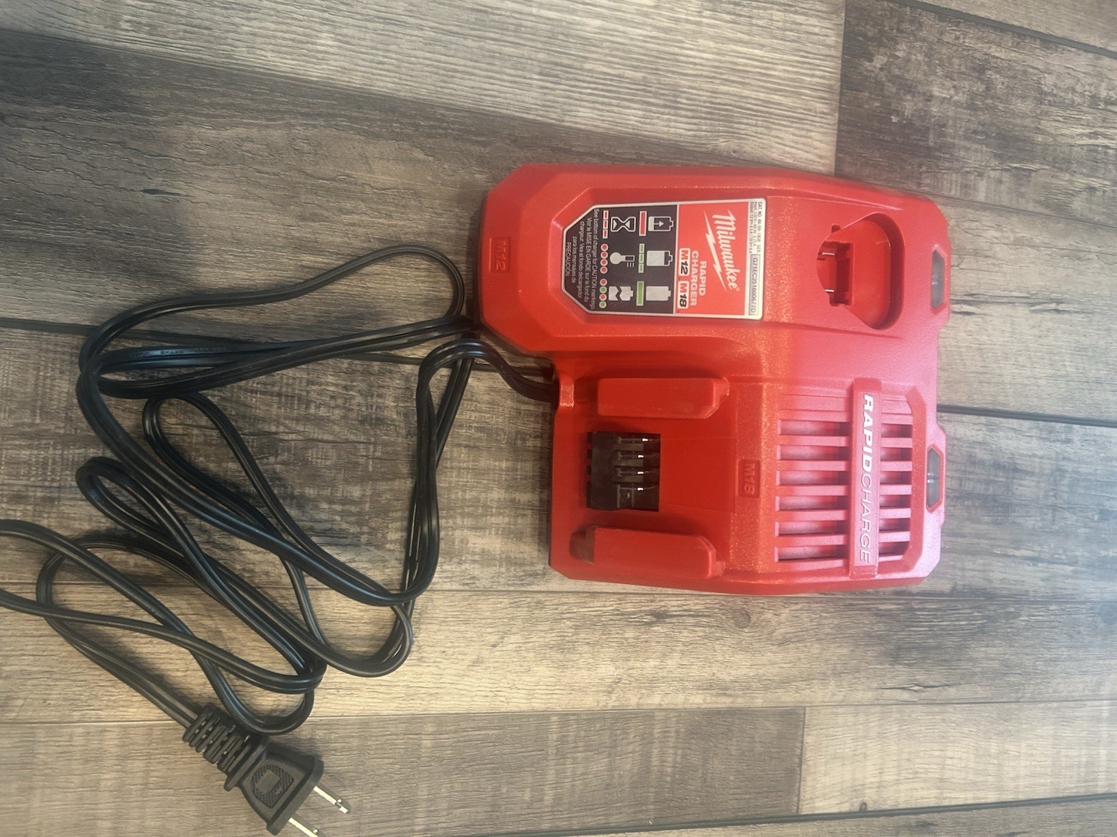 Milwaukee RapidCharger M12M18