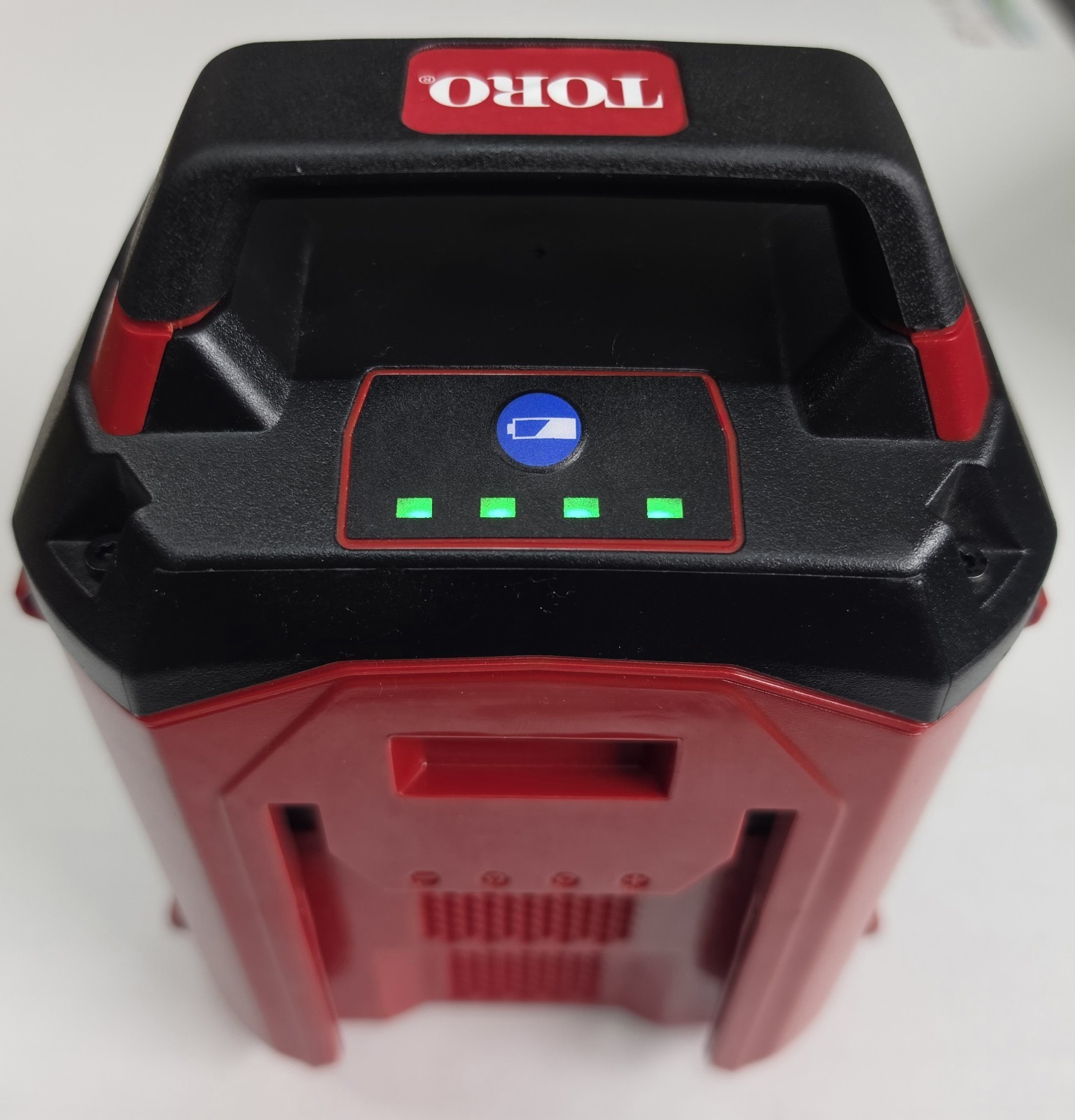 Toro 60 -Volt 5 Ah Lithium Ion (Li-ion) Battery 88650 USED