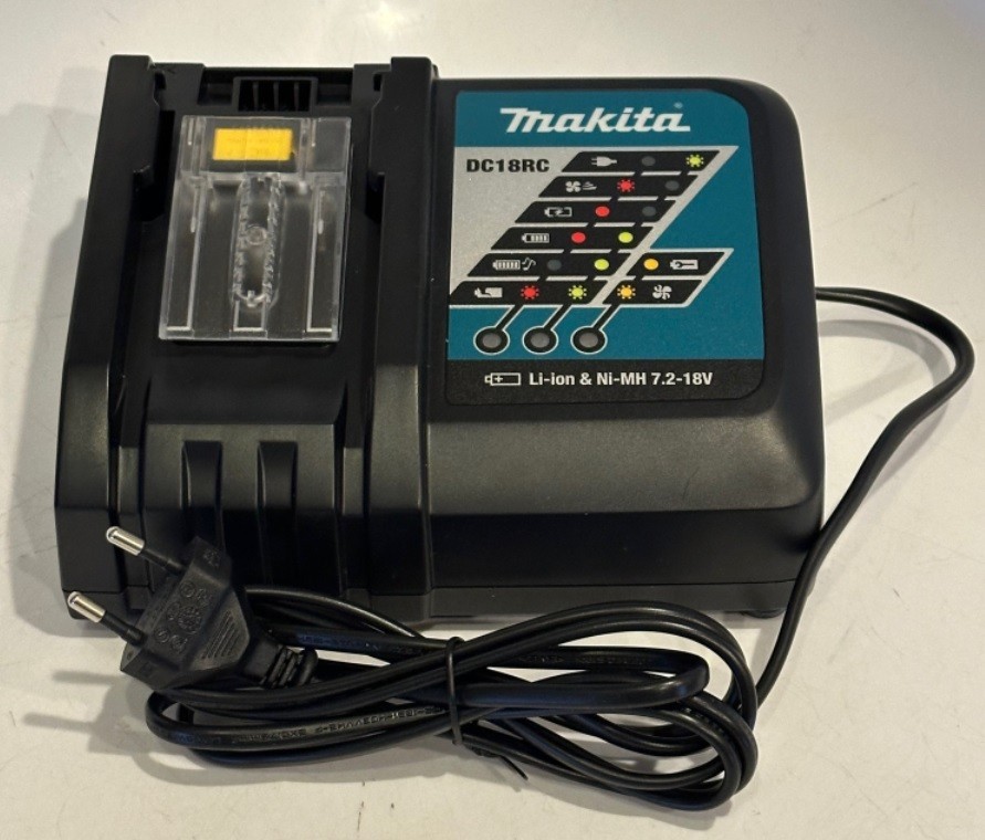 INTERNATIONAL (220V) MAKITA CHARGER DC18RC – 18V