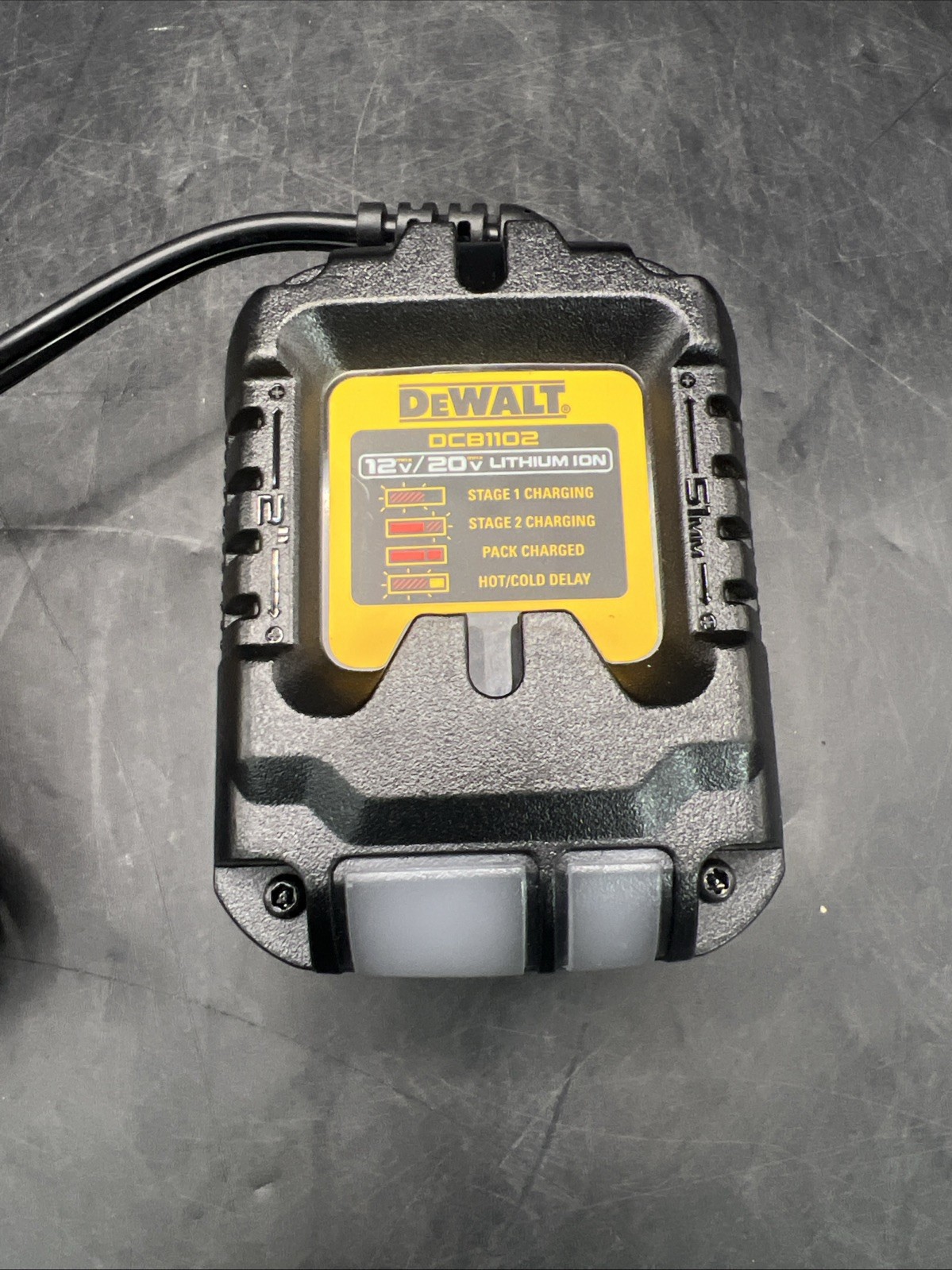 Dewalt DCB1102 12V & 20V Max Li-ion Compact Battery Charger