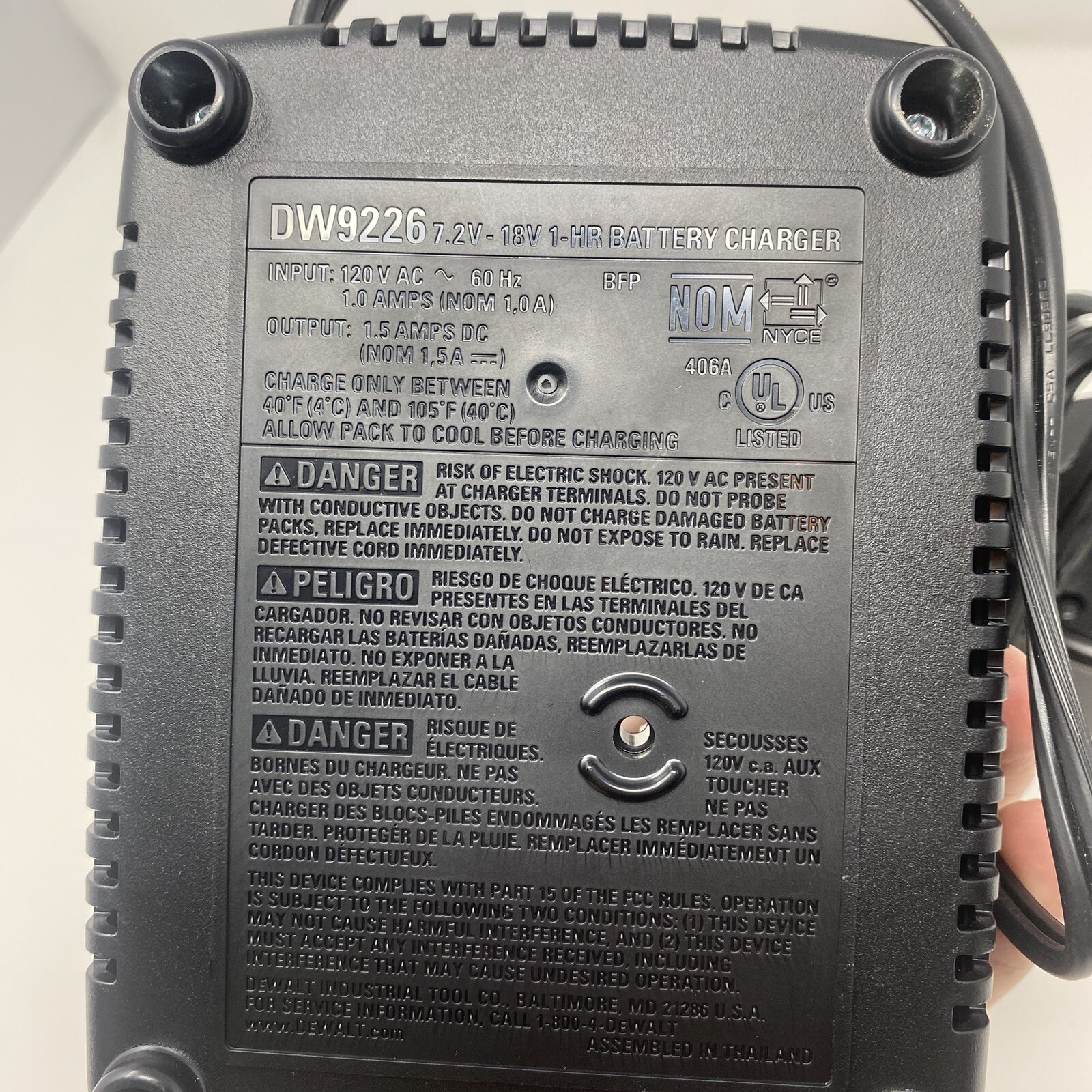 Dewalt DW9226 Ni-Cd Rechargeable with DC9098 Dewalt Battery