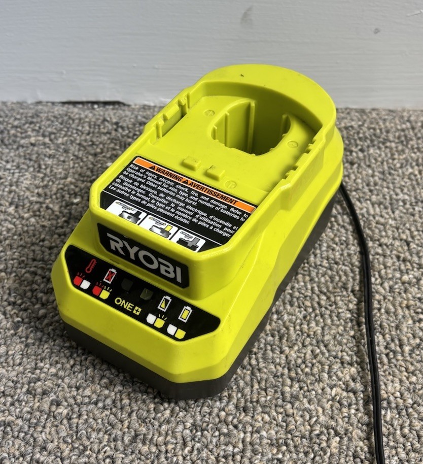 Genuine Ryobi 18V ONE+ Li-Ion Battery Charger PCG002 Nice