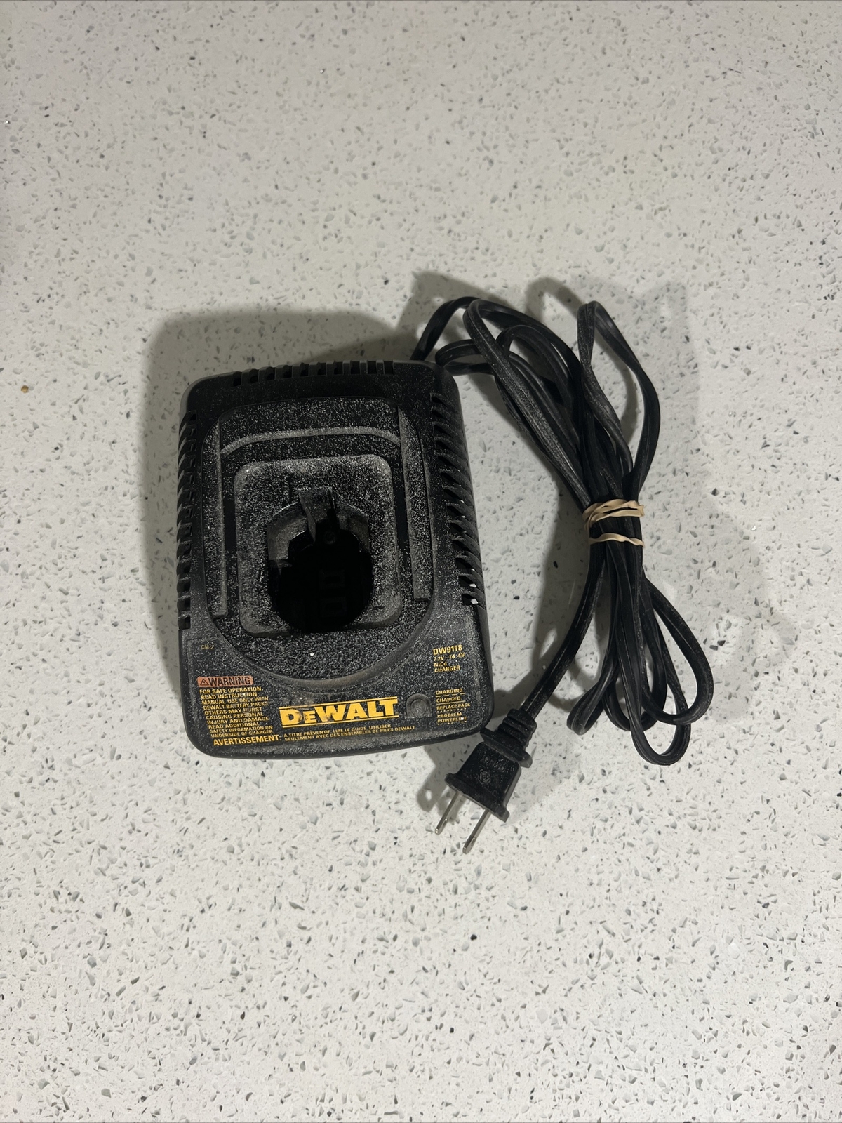 Dewalt DW9118 7.2V – 14.4V Battery Charger ONLY