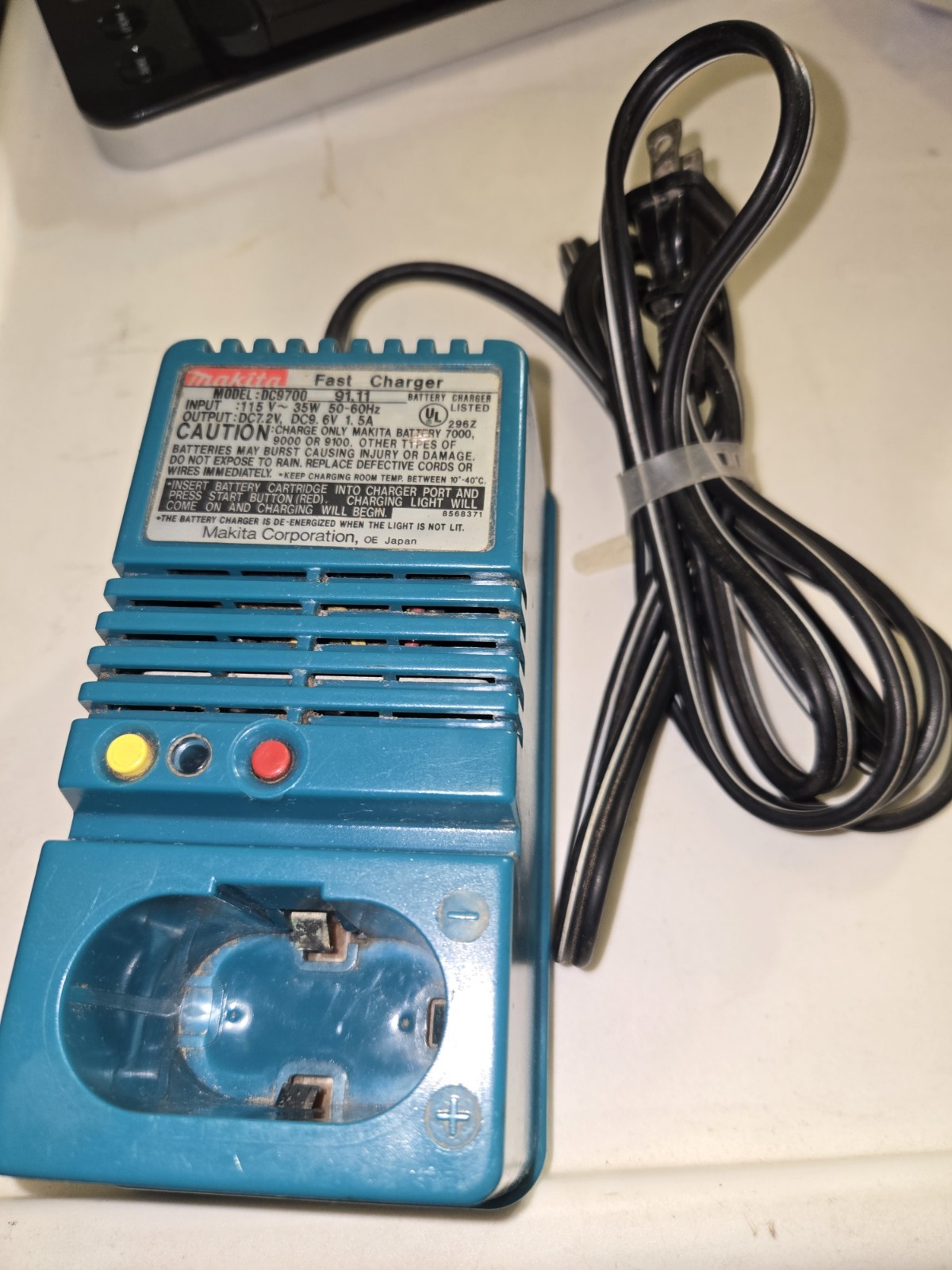 Makita DC9700 Fast Charger 7.2 – 9.6 Volt 7000 9000 9100 Battery DC9700A