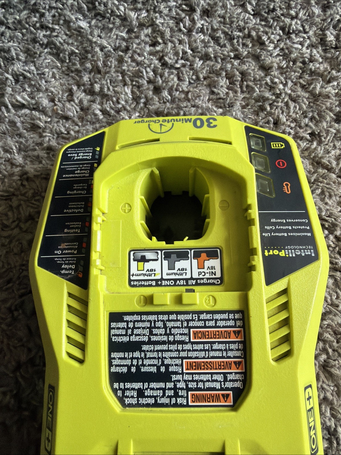 Ryobi P117 Battery Charger 18V Green ONE+ 30 Minute Fast Charge-TESTED & WORKS