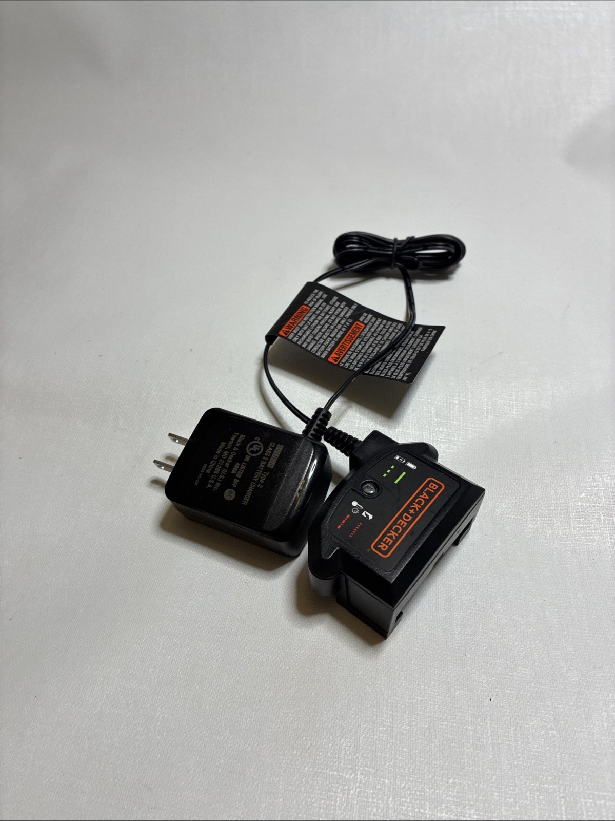 BLACK+DECKER LCS1620 Li-Ion 8-20V Tool Battery Charger