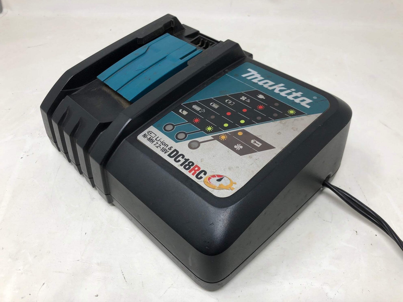 DC18R Makita 18V Rapid Optimum Chargers (x2 – Used)