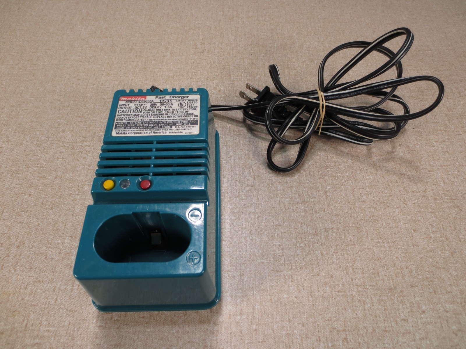 x3 Makita Battery Fast Chargers 120V 35W 60 Hz DC7.2V DC9.6V 1.5A DC9700A DC9700