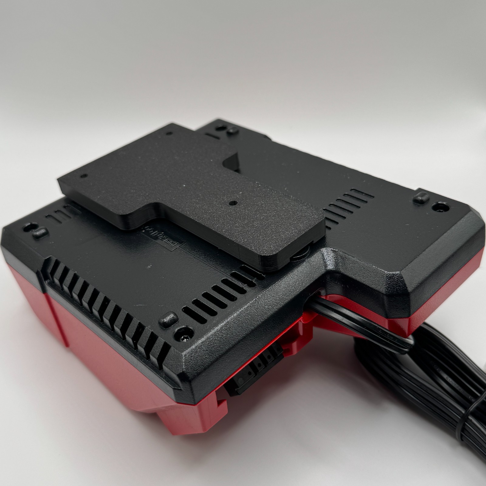 Wall Mount Holder Bracket Milwaukee M12 M18 Combo Charger Dual Battery Storage