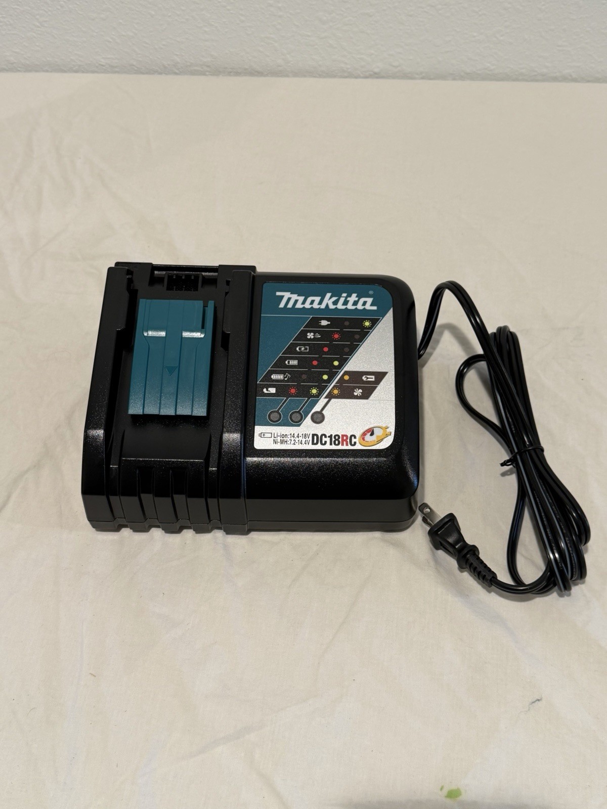 Makita DC18RC Rapid Charger 14.4V–18V Li-Ion | NEW | No Original Box