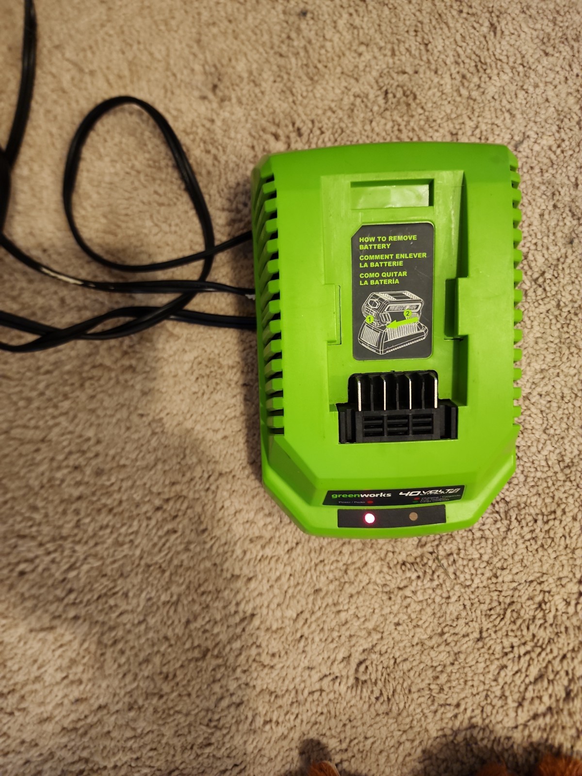 GreenWorks 29482 G-MAX 40V Lithium-ion Battery Charger – Green