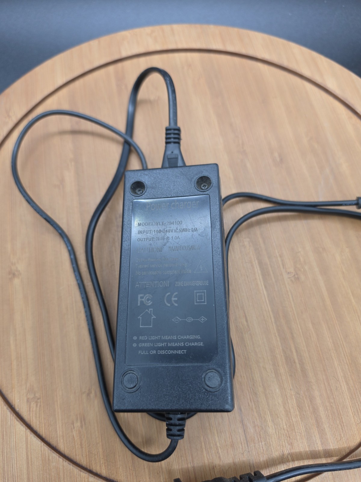 Power Charger Model YLT-294100 AC Adapter