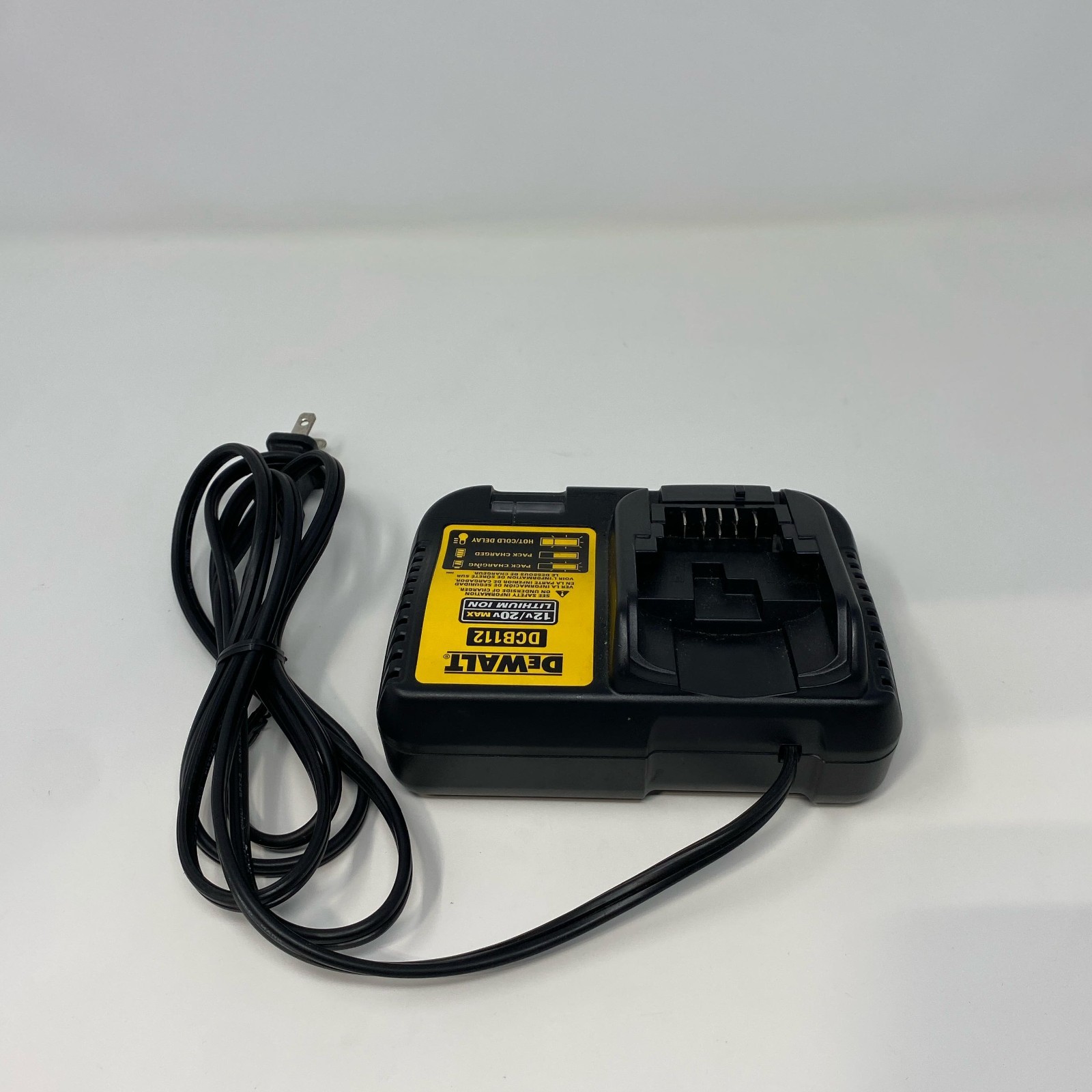 DEWALT DCB112 12V/20V MAX Li-Ion Battery Charger Black/Yellow