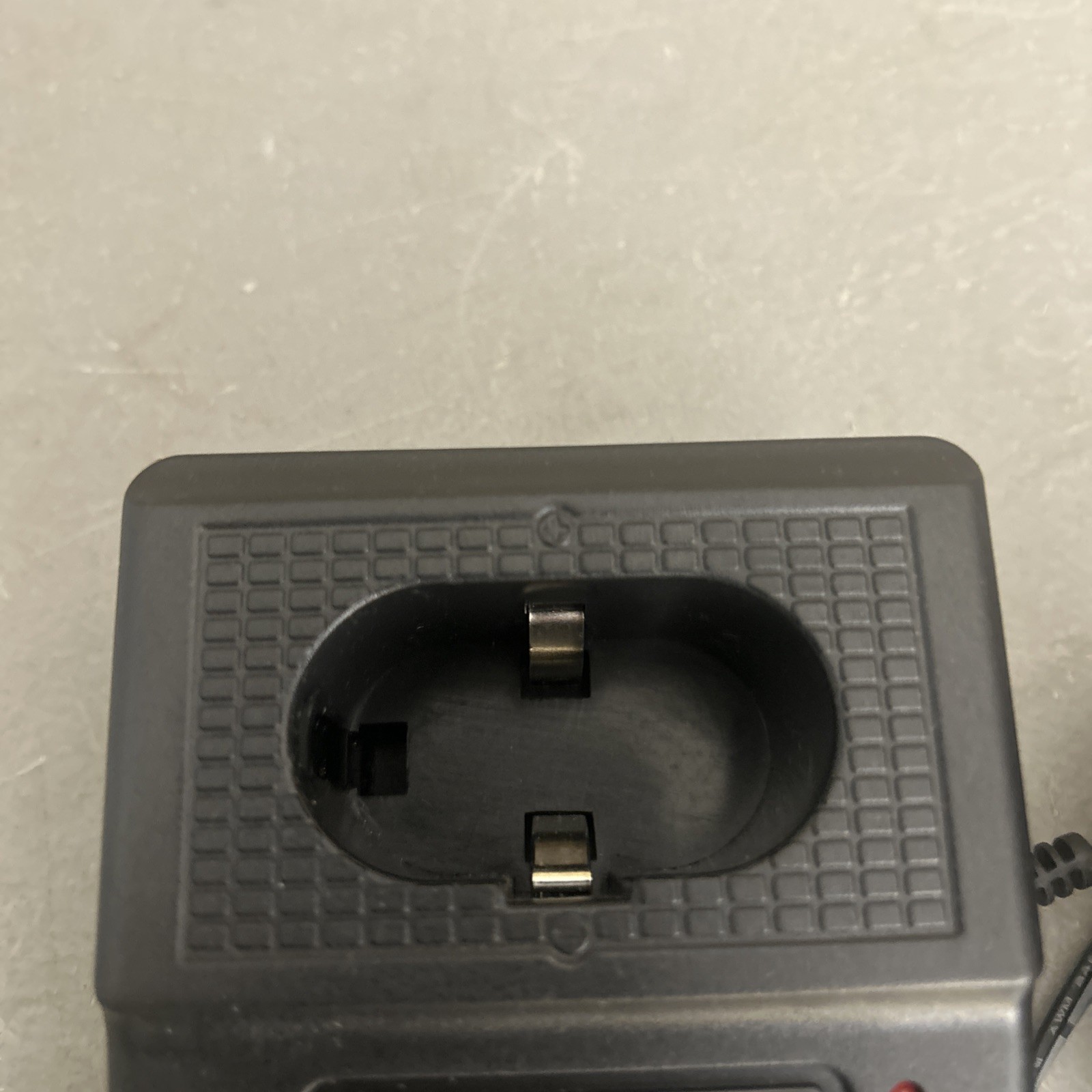 Altocraft 18 Volt Charging Stand SH-DC0240400 For Drill 241-9899( See Notes)