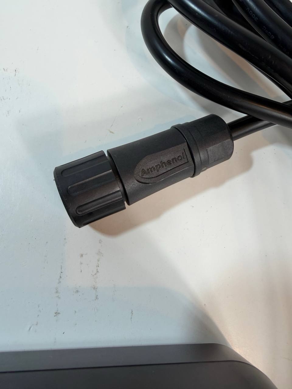 Makita DC4001 40V Max XGT Battery Charger