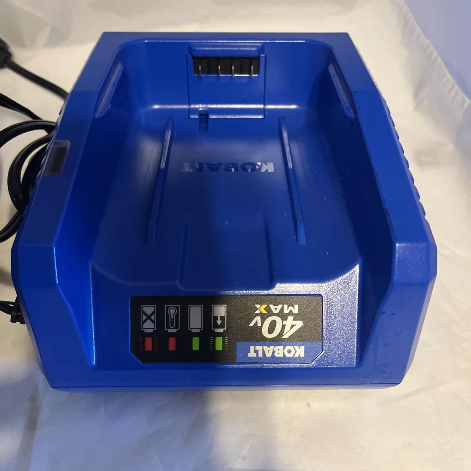 Kobalt 40V Max Lithium Ion Battery 2.5 Ah And Charger