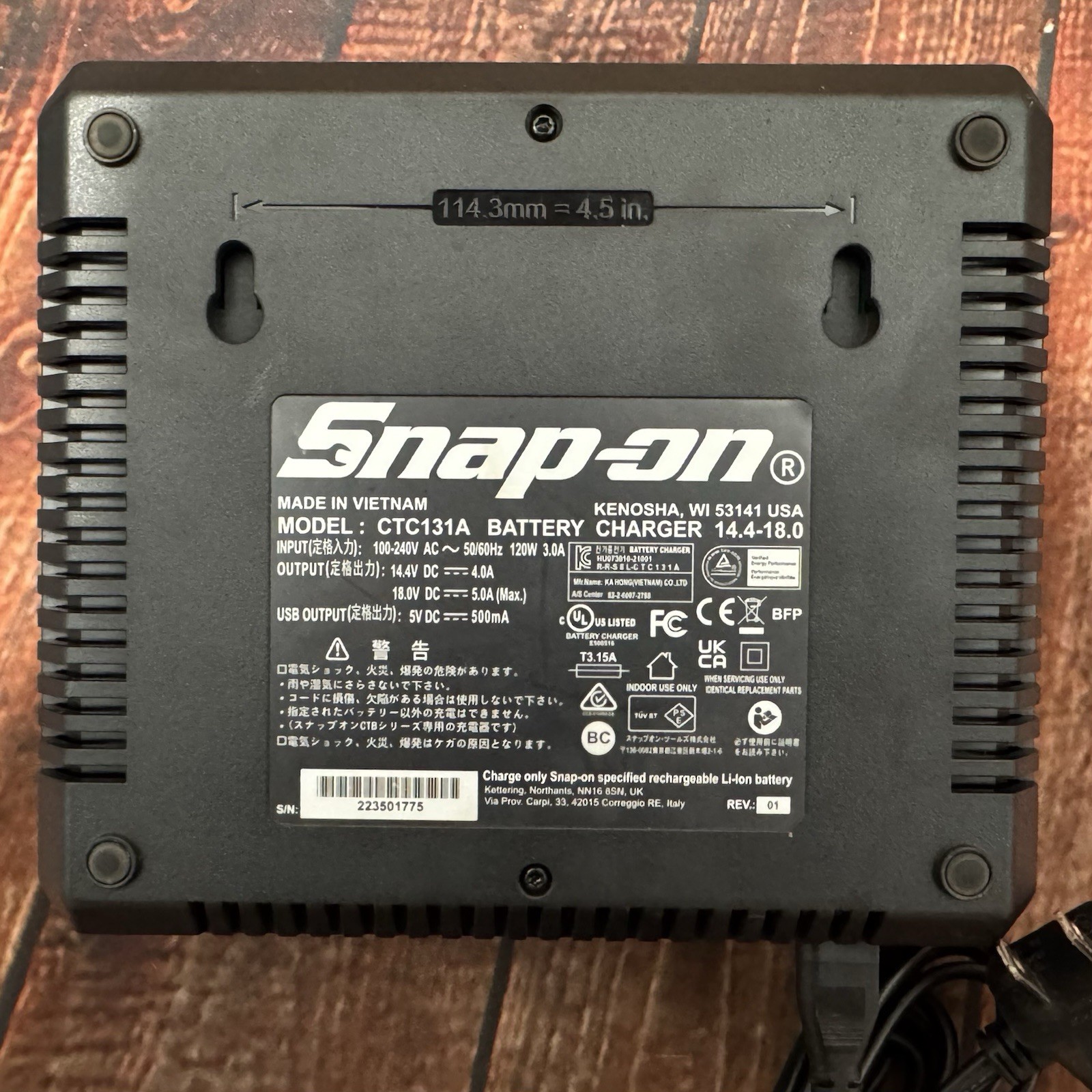 Snap-On CTC131A Battery Charger For 14.4/18V Batteries