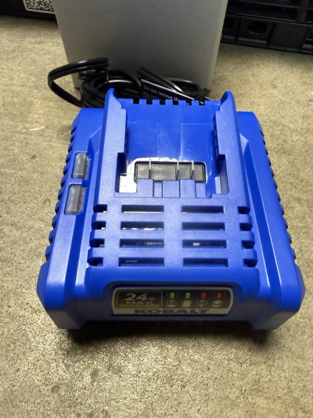 Kobalt 24V Max Lithium Ion Battery Charger KRC 2445-03