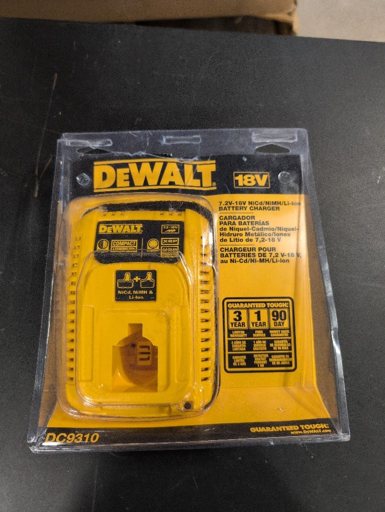 DEWALT Charger for 7.2V-18V Battery, 1-Hour Fast Charging (DC9310)