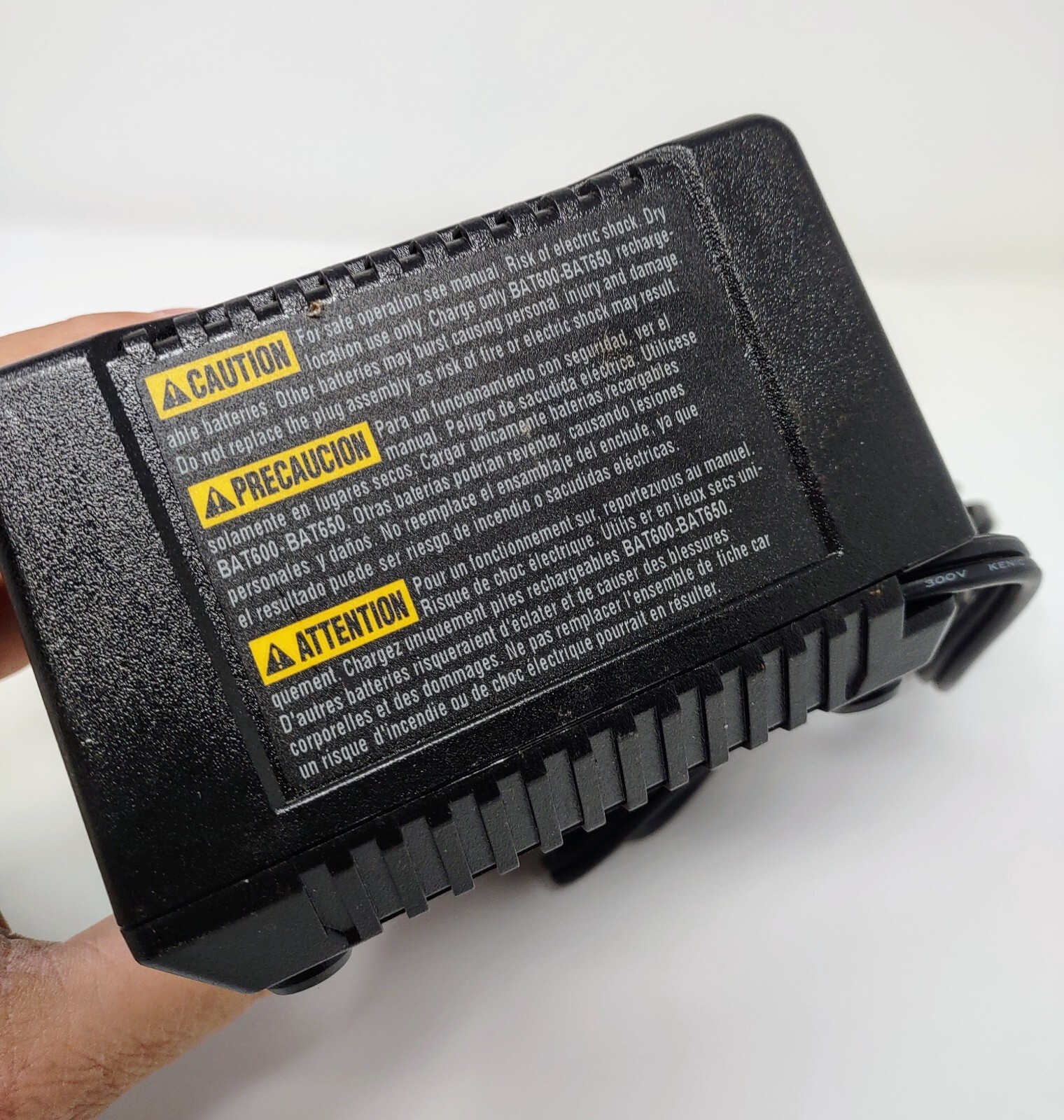 Genuine Bosch 18V BC660 Lithium Ion Battery Charger Dock Only Original – TESTED