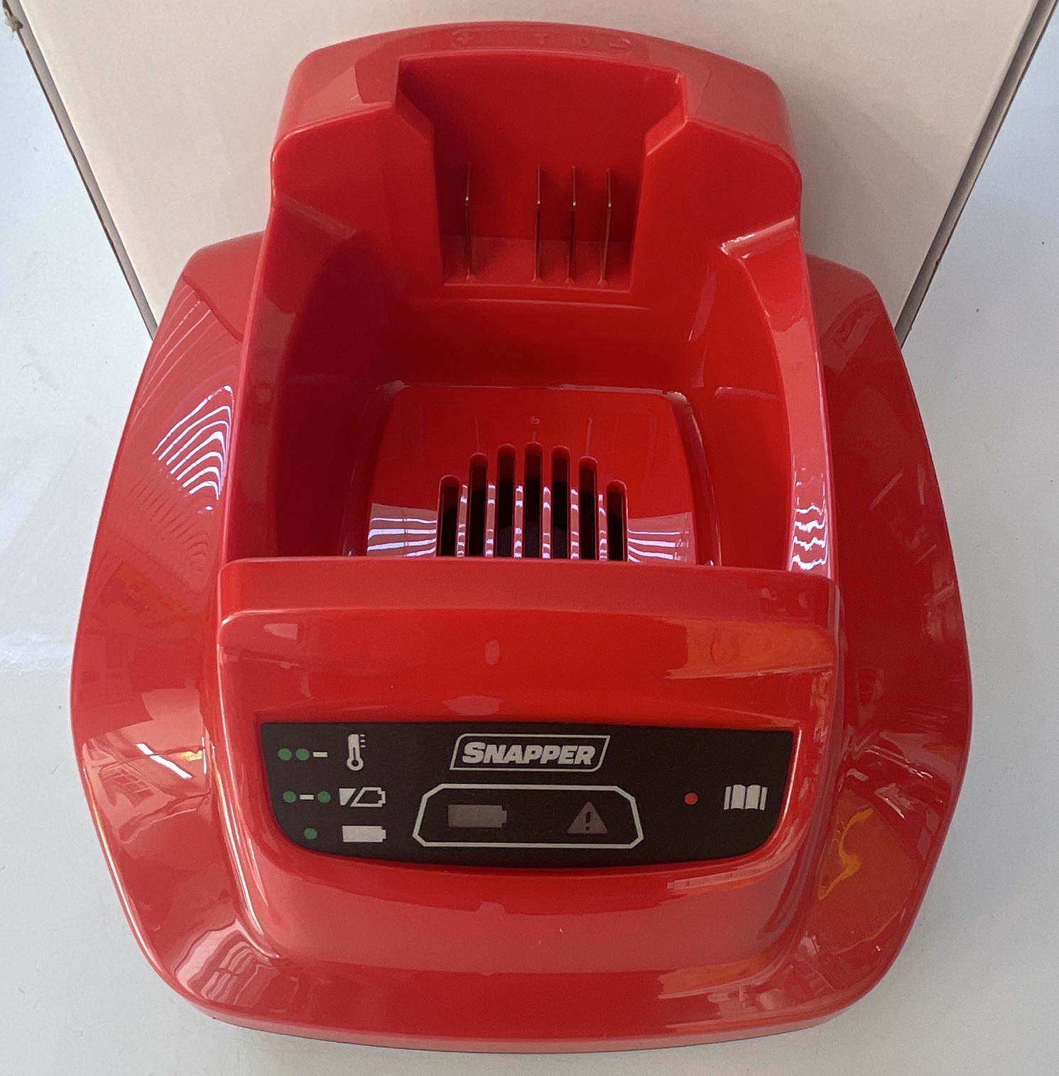 Snapper 58V Single Battery Charger BC58V2.5JN BC58V4.0JN Red