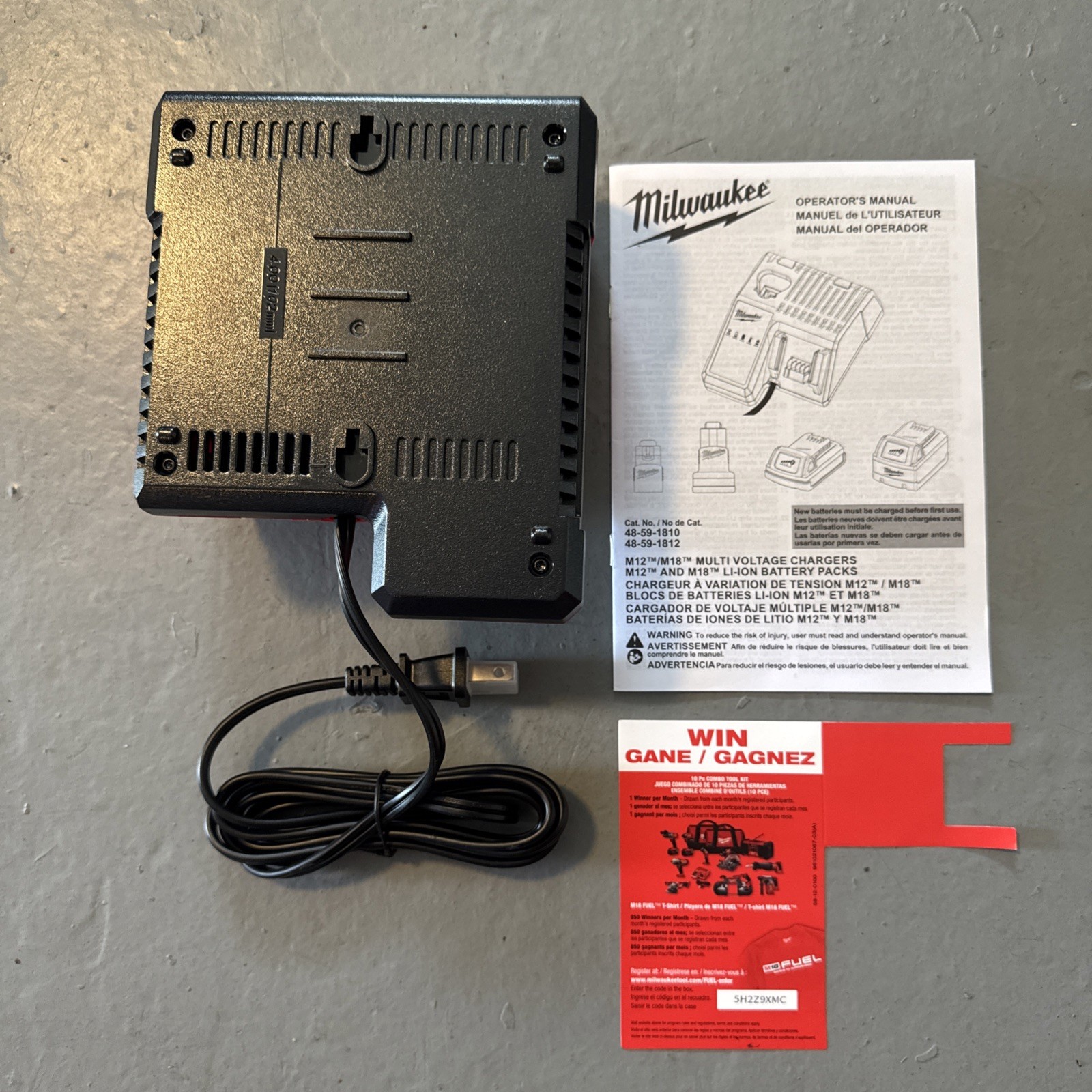 Genuine MILWAUKEE 48-59-1812 18V M12 / M18 LITHIUM ION CHARGER