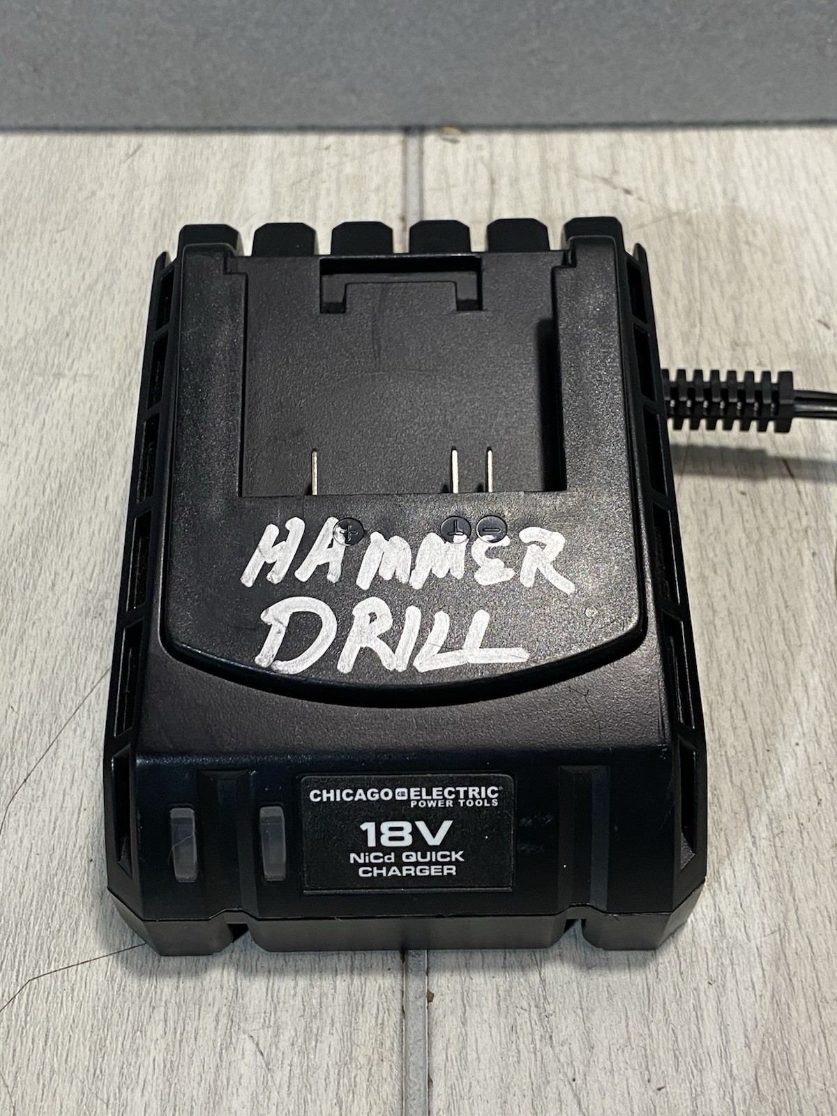 Genuine Chicago Electric 68859 18V NiCd Battery Charger Class 2 1.3A