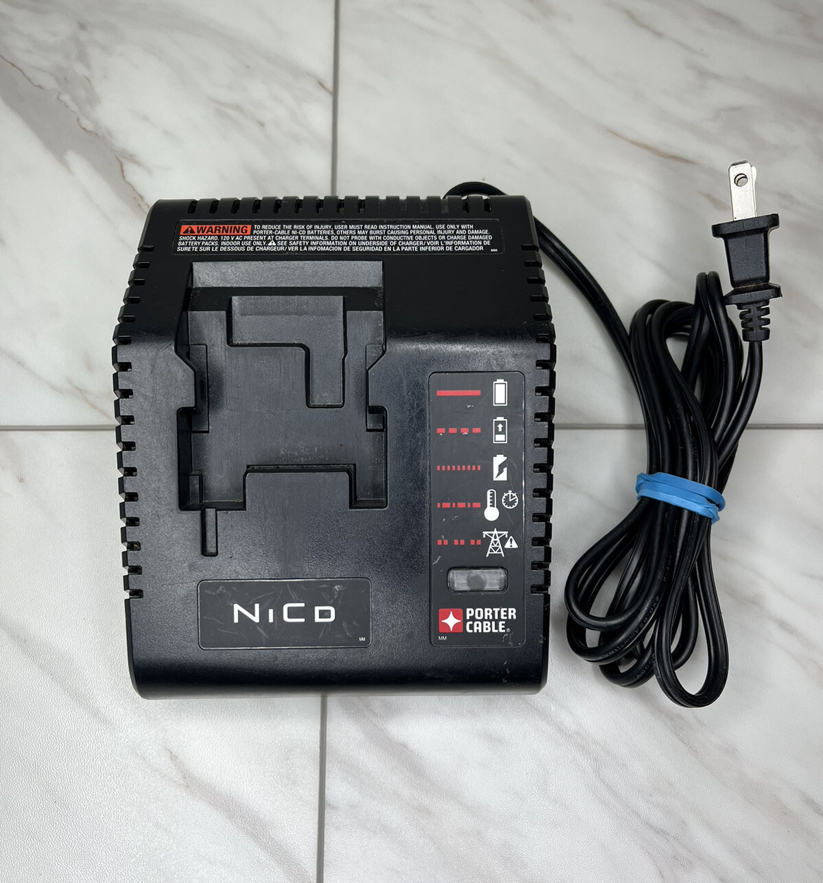 Porter Cable 9.6V – 18V Battery NI-CD Battery Charger – PCMVC – TESTED (A6)