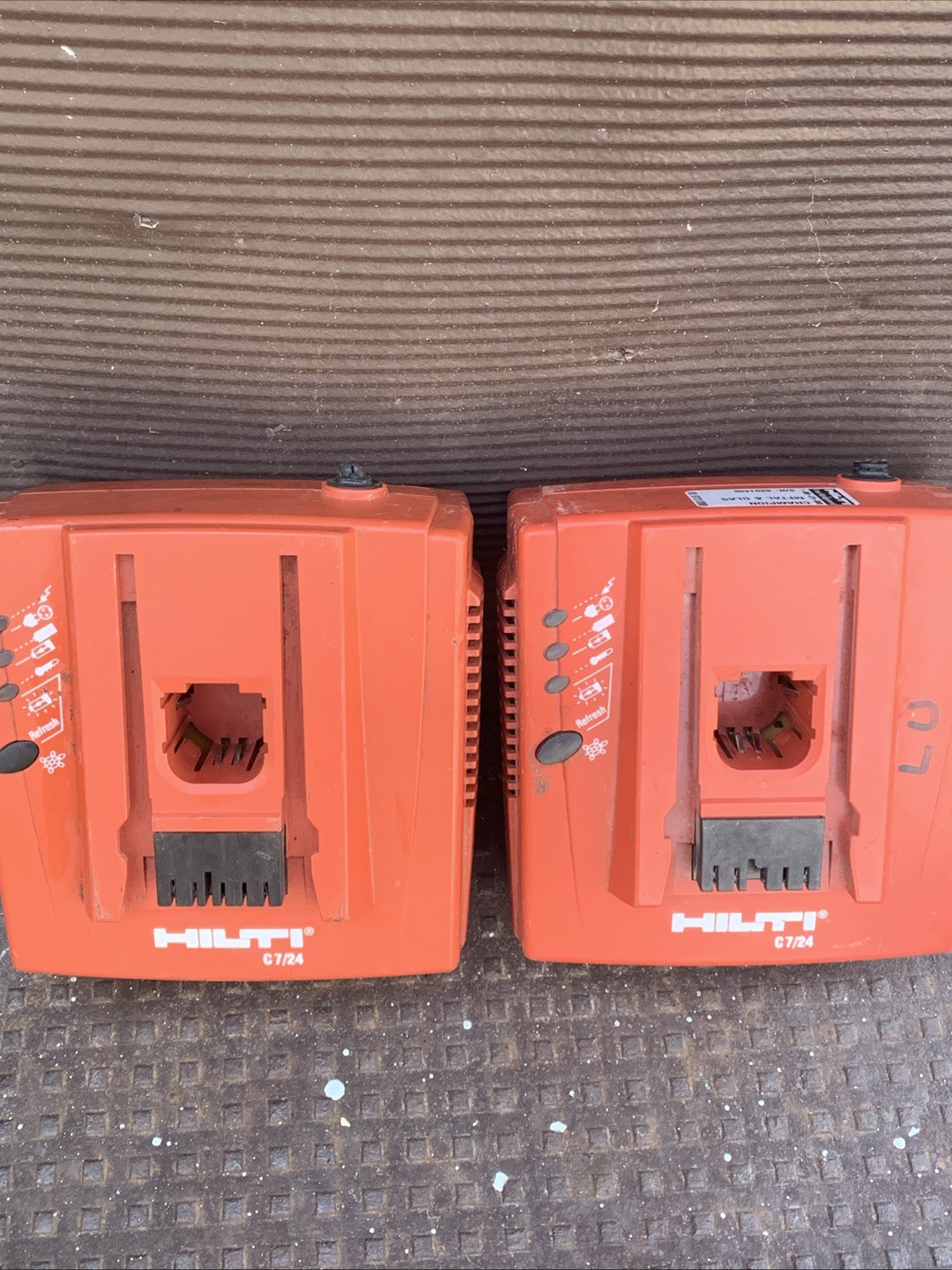 2 Pack HILTI C 7/24 Charger For parts NO POWER CORD