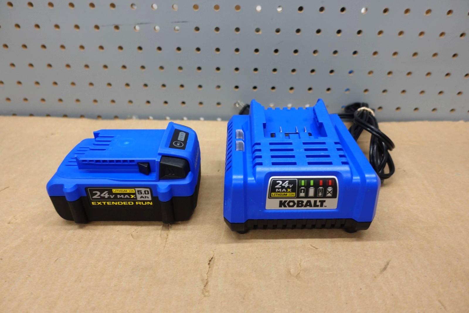 Kobalt 24V 5.0 Ah Battery & Charger