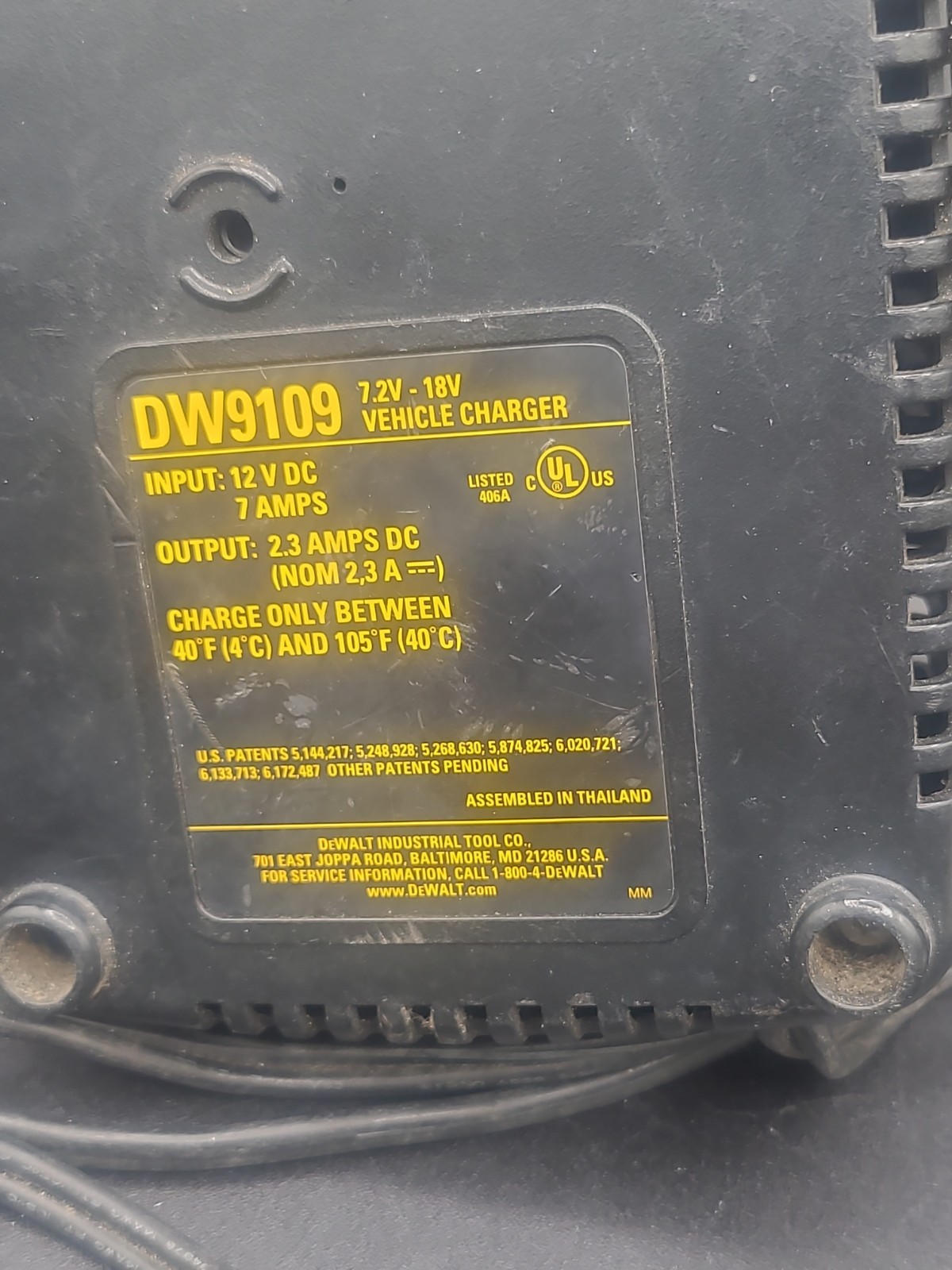 Dewalt DW9109 7.2-18 V Vehicle Battery Charger Cigarette Lighter Plug