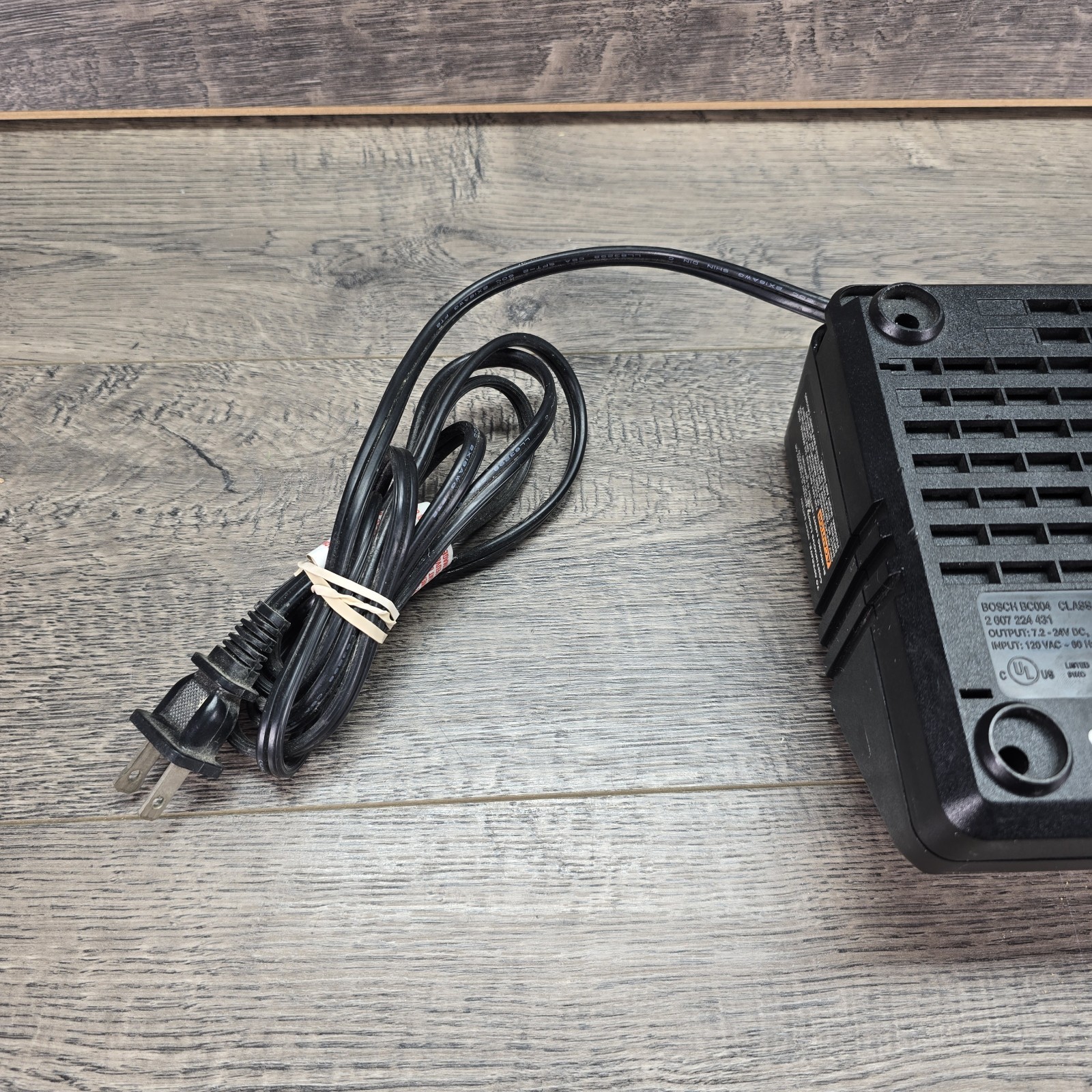 Bosch BC004 12V 14.4V 18V 24V, 1 Hour Battery Charger 7.2-24V