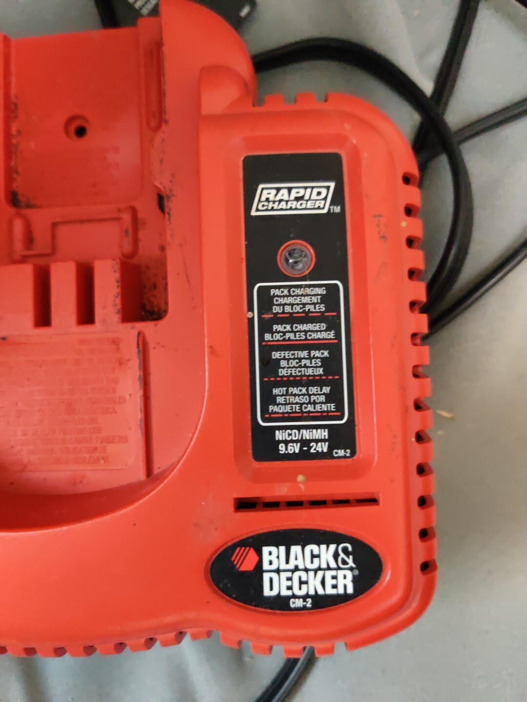 Working Black & Decker 9.6 – 24V NiCd NiMH Rapid Quick Charger w/Battery – READ