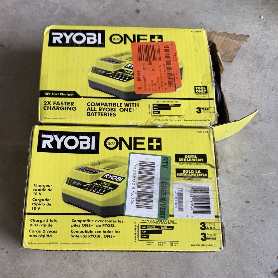 RYOBI ONE+ 18V Fast Charger PCG004 Green Single-Bay Charger (1 Battery)