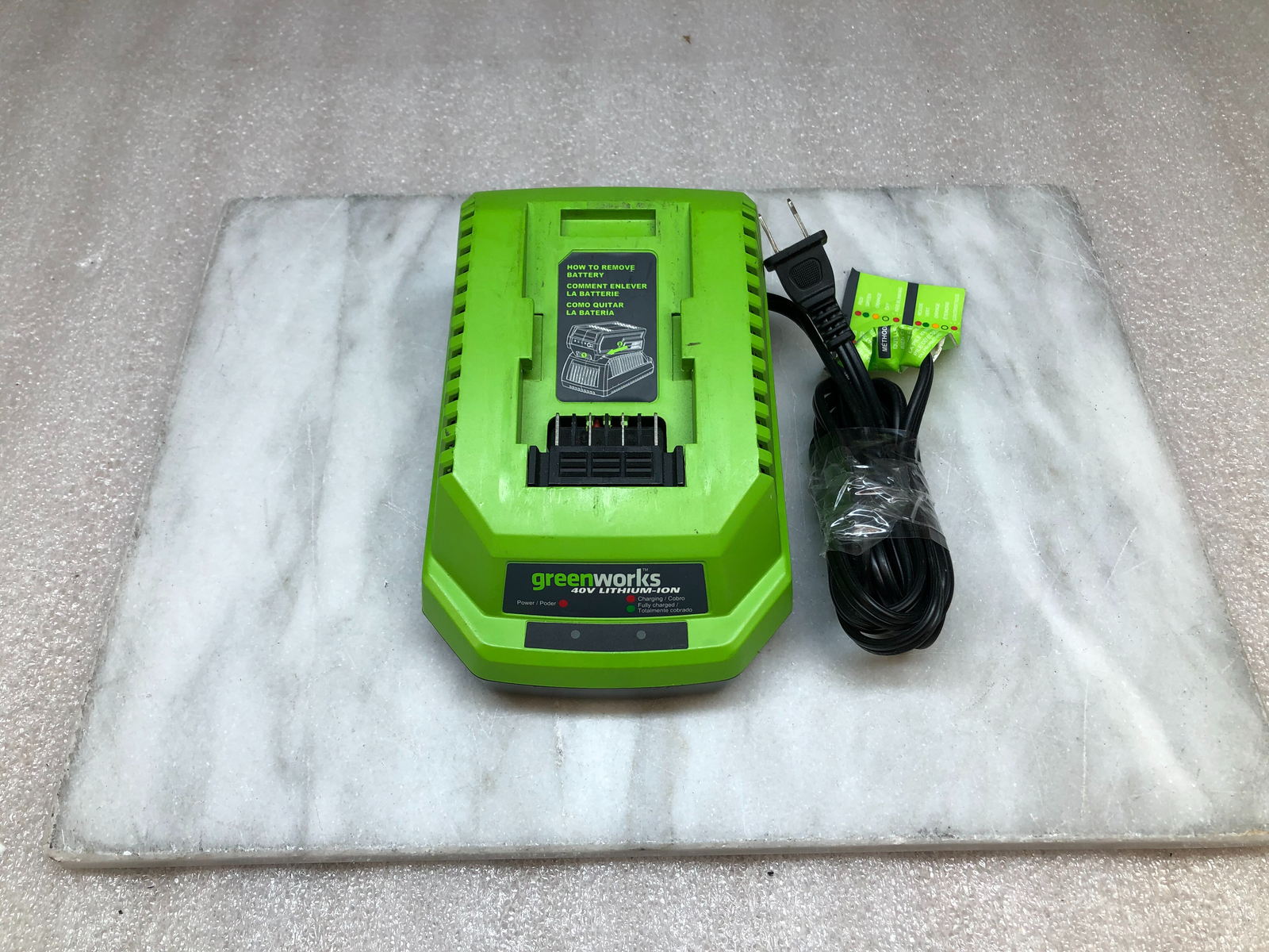 GreenWorks 29482 40V Lithium-Ion Diagnostic Battery Charger