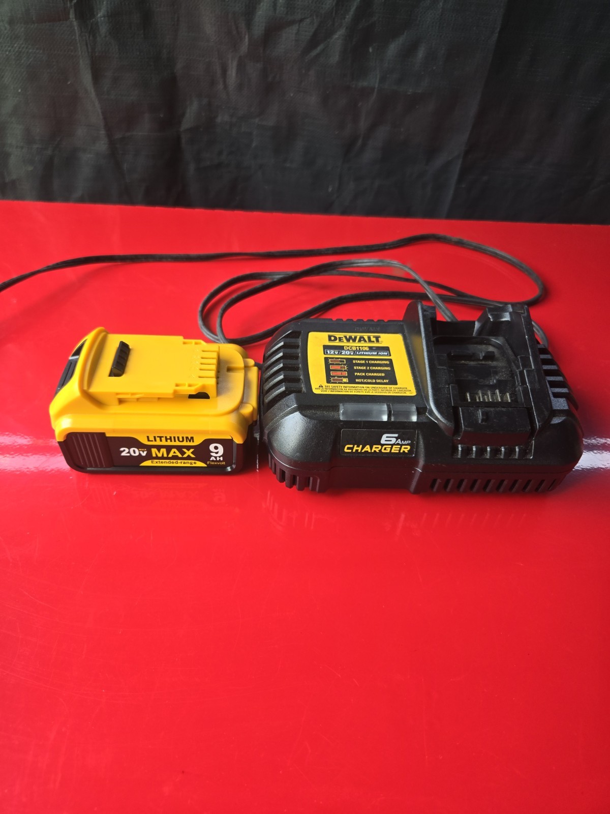 DEWALT DCB115 20V MAX Lithium-Ion Battery Charger, Battery Included