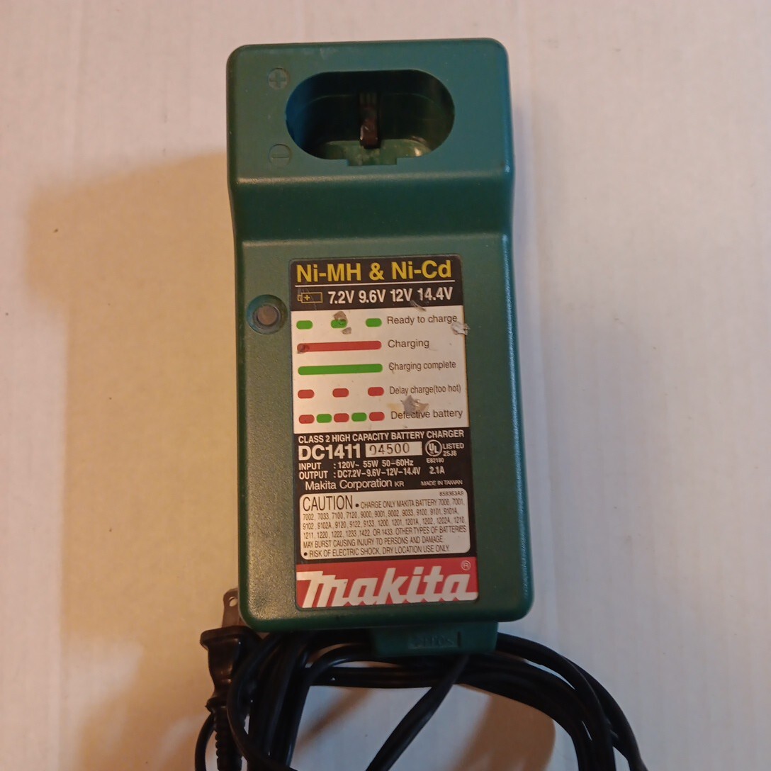 MAKITA NiMH NiCD Battery AC Charger Supply Model No. DC1411 Output DC 7.2V-14.4V