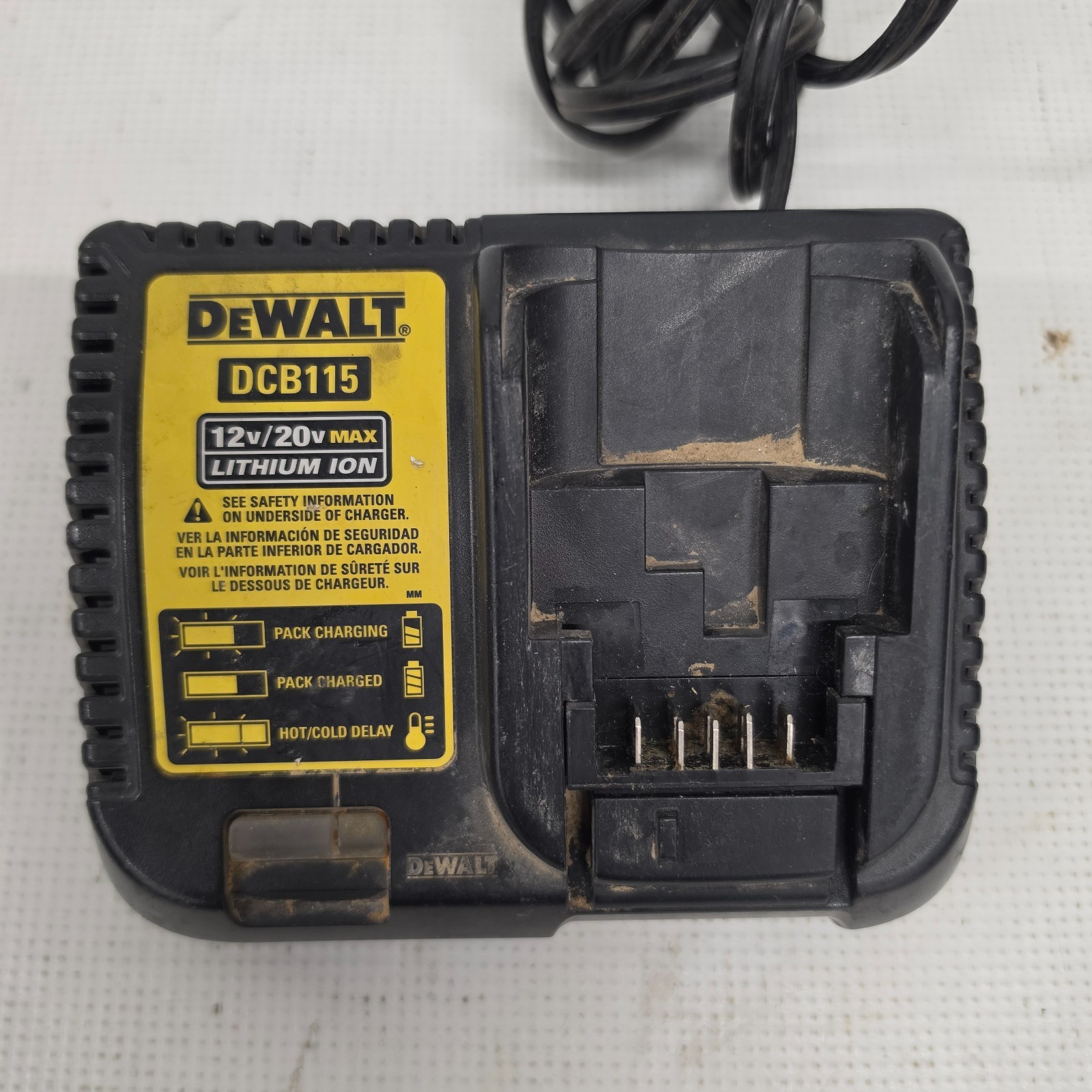 DeWalt 12V 20V Lithium-Ion Battery Charger – DCB115