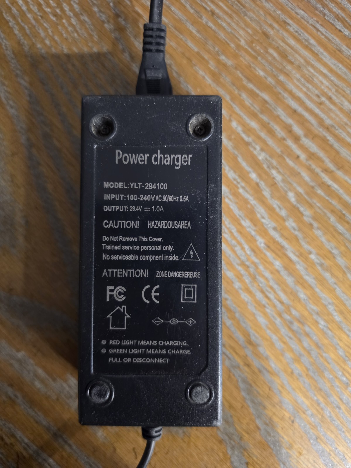 Power Charger Model YLT-294100 AC Adapter