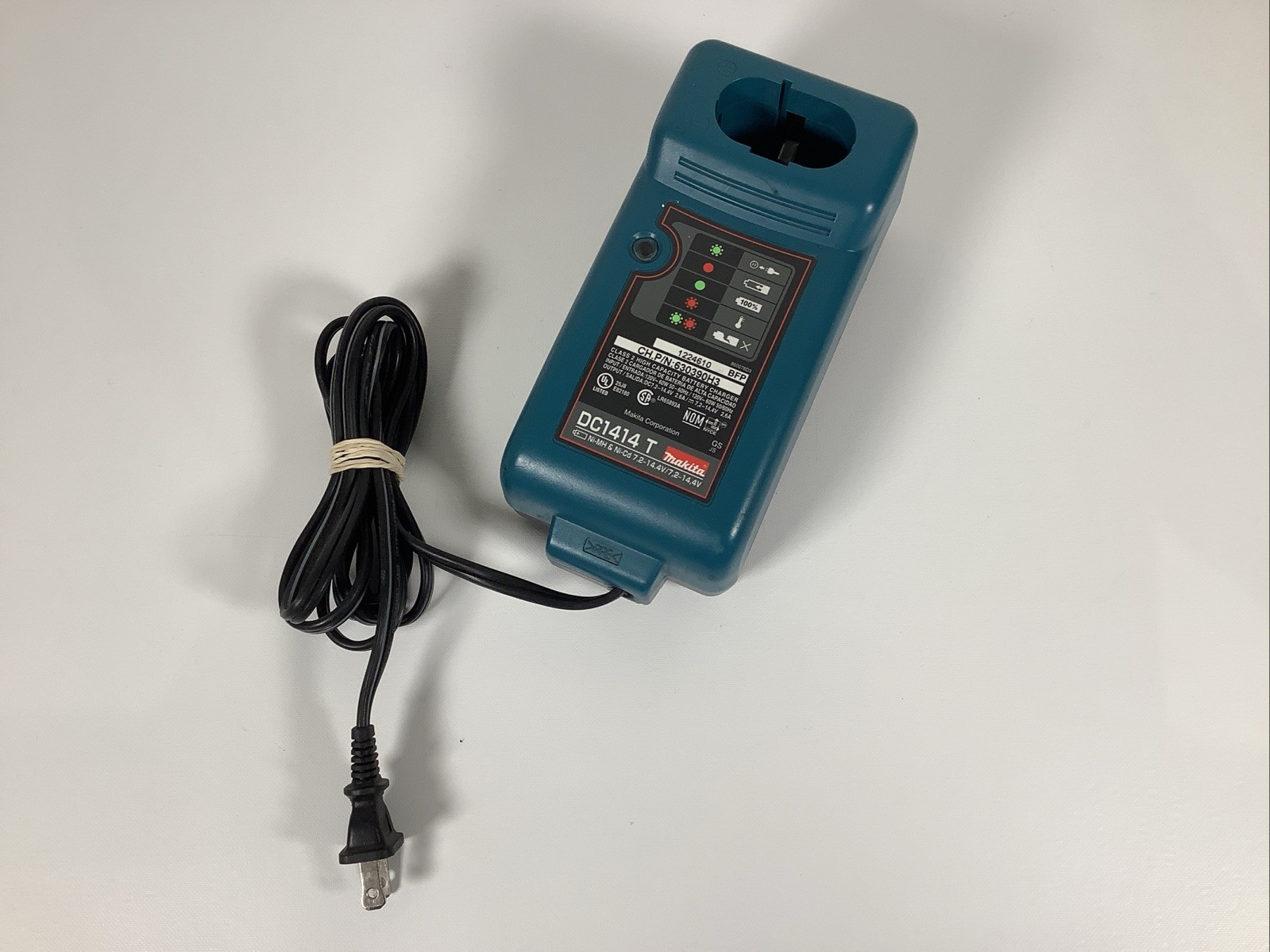 Makita DC1414T Battery Charger 7.2V–14.4V Ni-MH/Ni-Cd Works